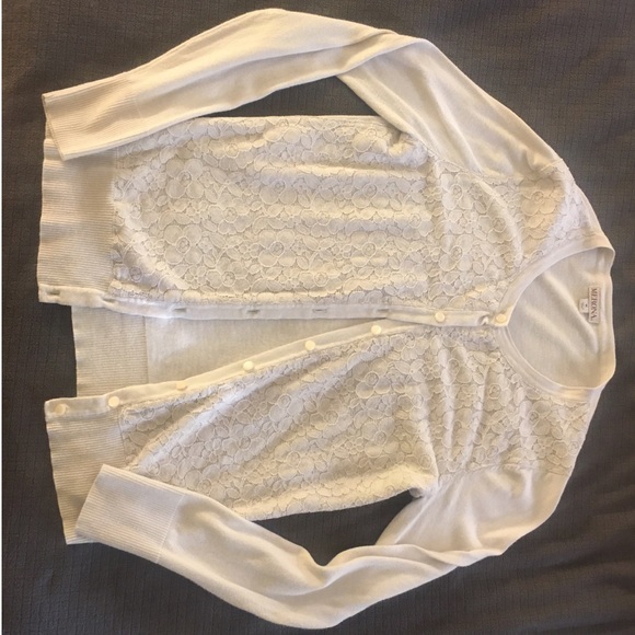 White lace sweater - Picture 3 of 7